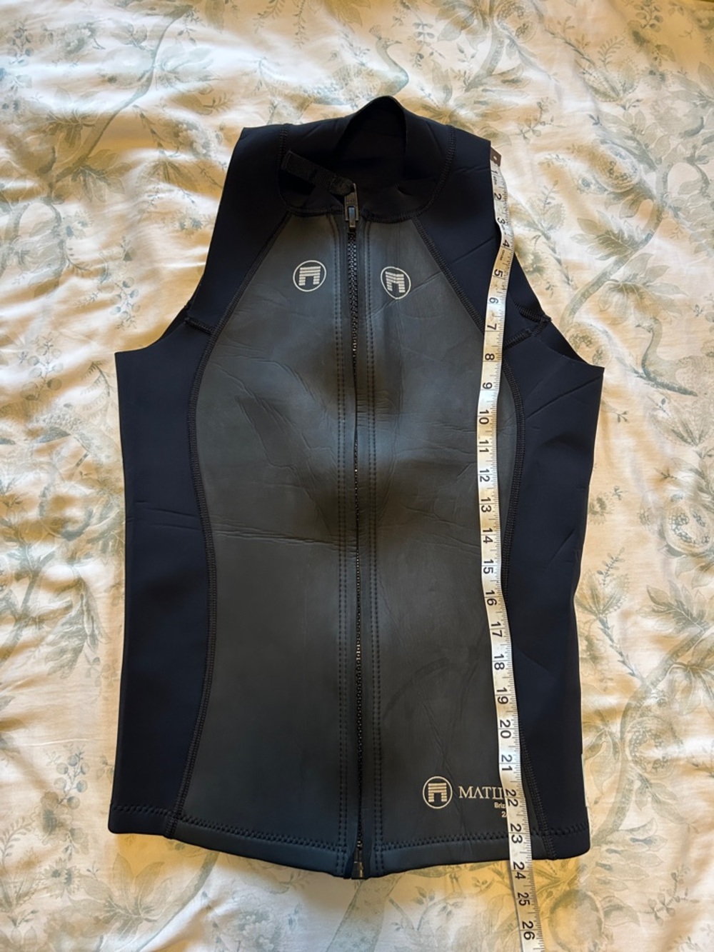 Matuse Briza Vest, size 12 - Picture 6 of 8